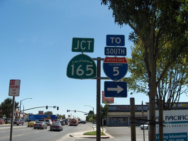 [US101 Sign]