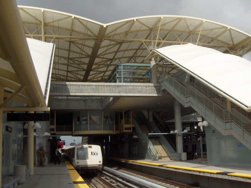 [Millbrae Bart Station]
