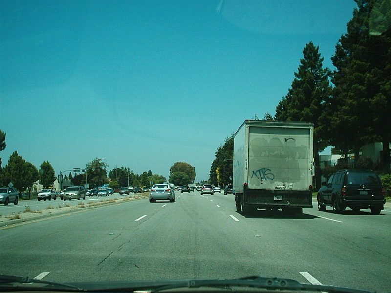 [Lawrence Expressway North]