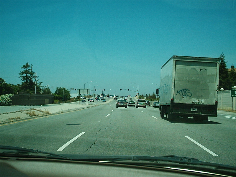 [Lawrence Expressway North]