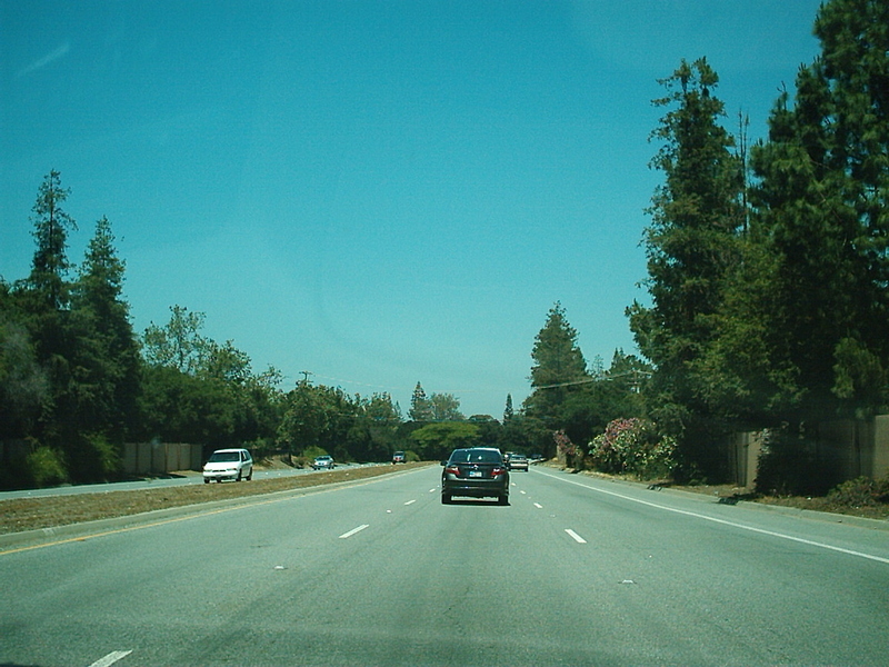 [Lawrence Expressway North]