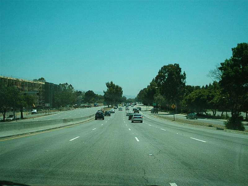 [Lawrence Expressway South]