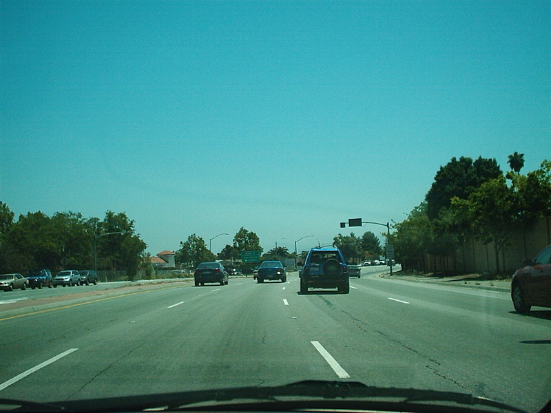 [Lawrence Expressway South]