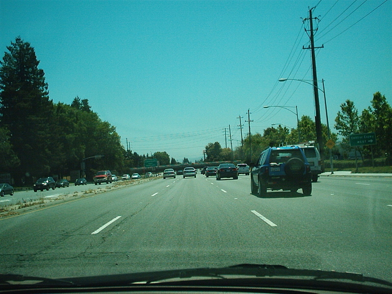 [Lawrence Expressway South]