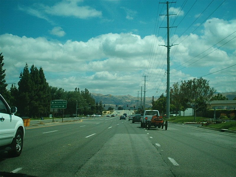 [Montague Expressway North]