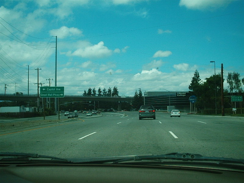 [Montague Expressway South]