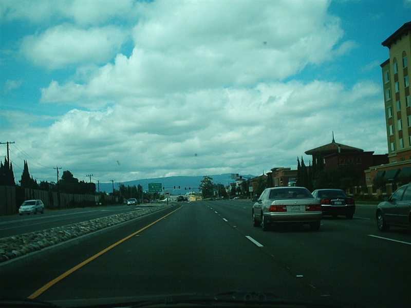 [Montague Expressway South]