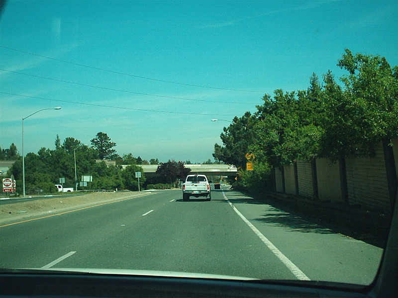 [Foothill Expressway South]