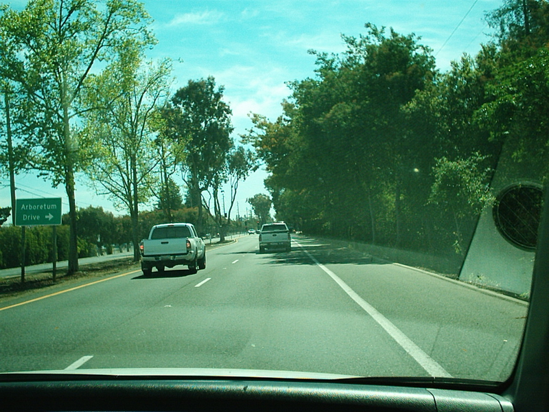 [Foothill Expressway South]