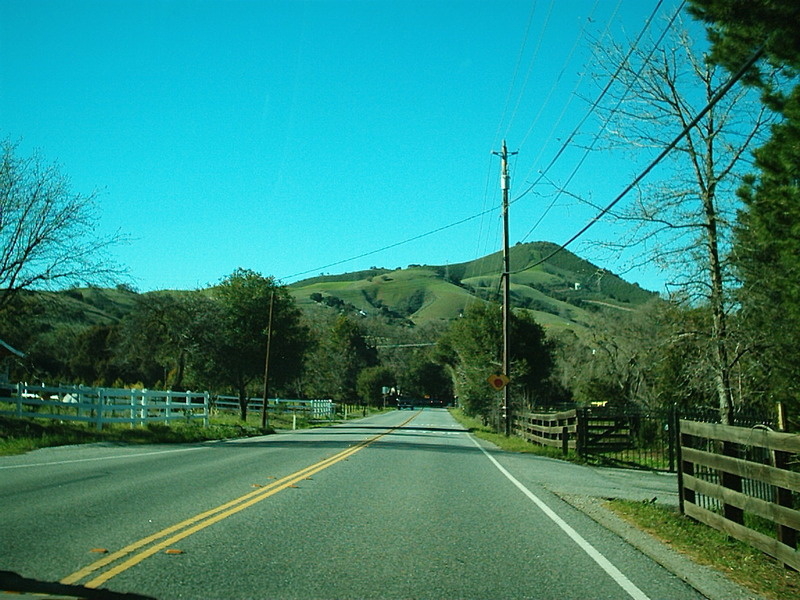 [Hale Avenue / Santa Teresa Blvd North]