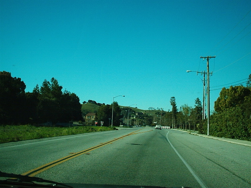 [Hale Avenue / Santa Teresa Blvd North]