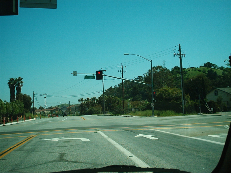 [Hale Avenue / Santa Teresa Blvd North]